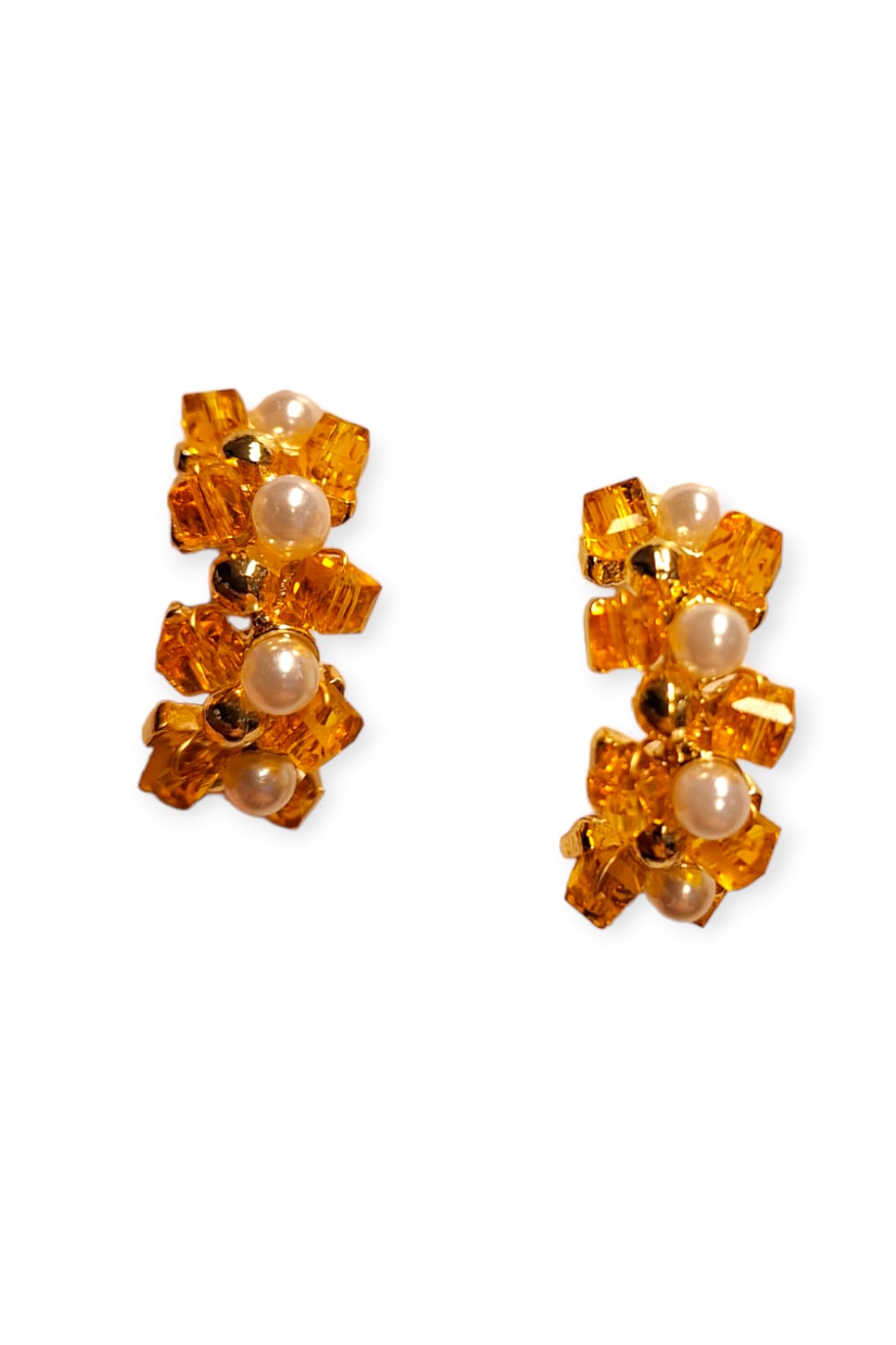 Oranssit helmikorvakorut