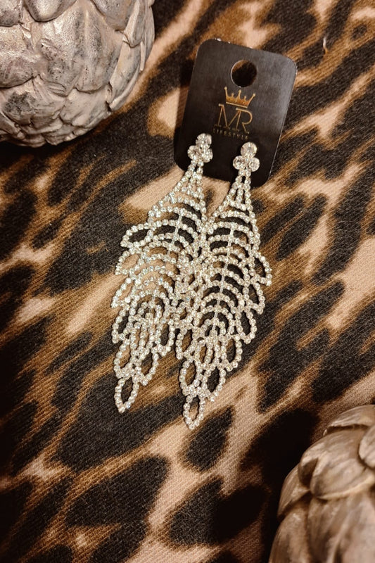 Lehdenmuotoiset strassikorvakorut