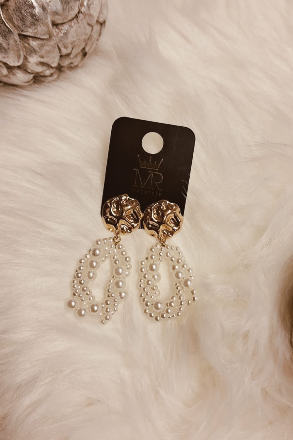 Helminauhakorvakorut