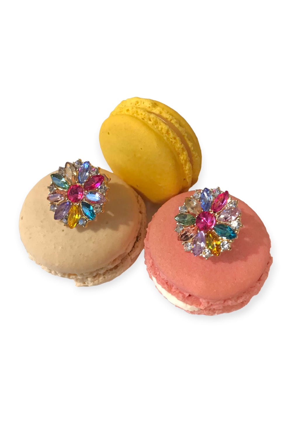 Moniväriset strassikorvakorut