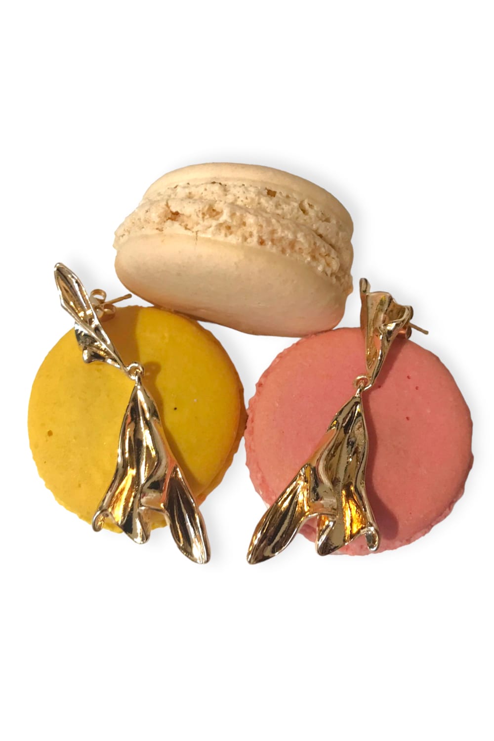 Kullanväriset korvakorut