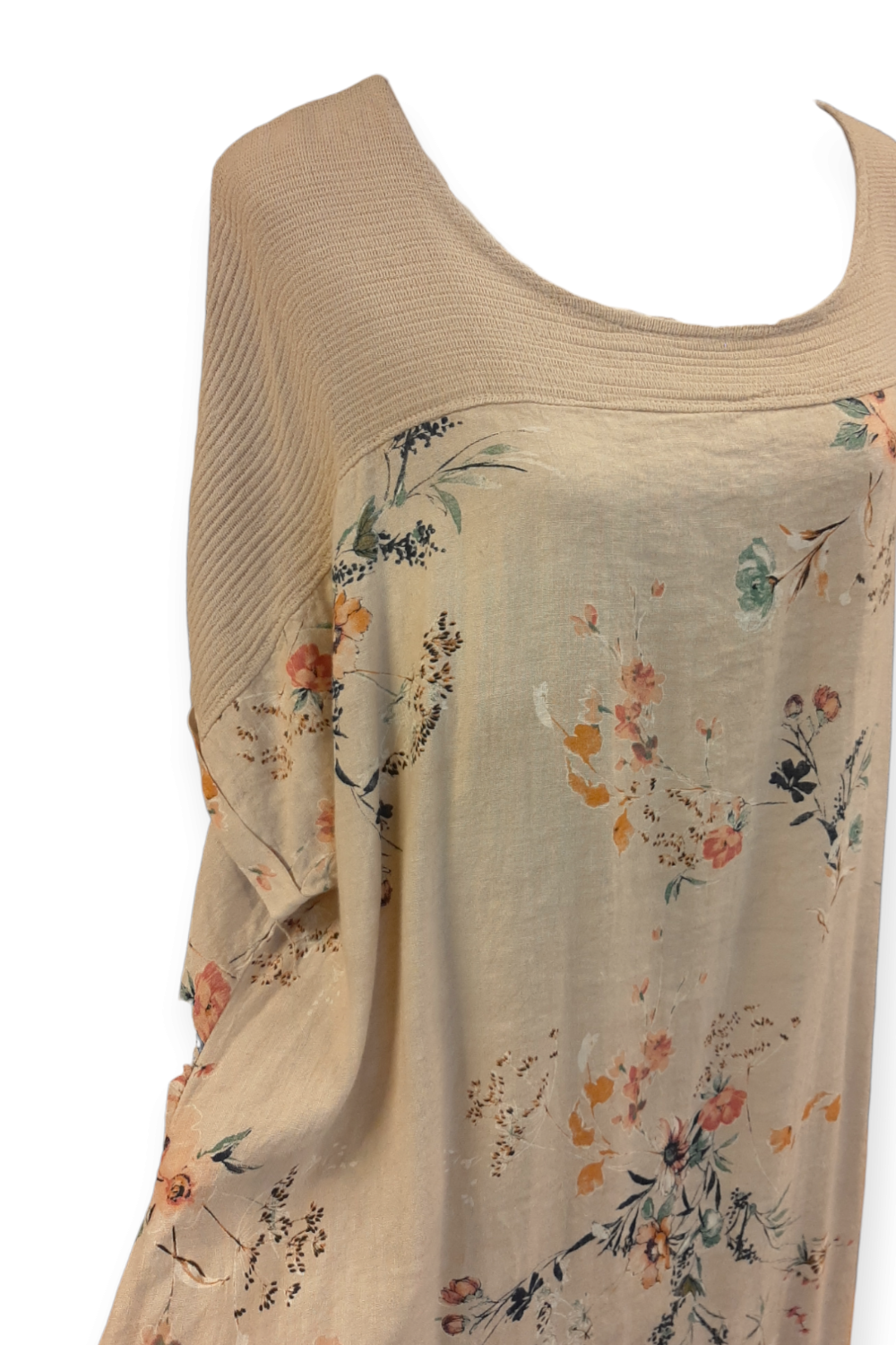 Beige kukallinen pellavamekko