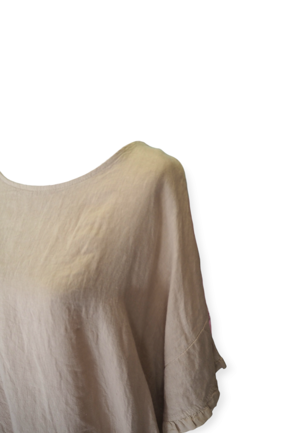 Beige pellavamekko etusaumalla