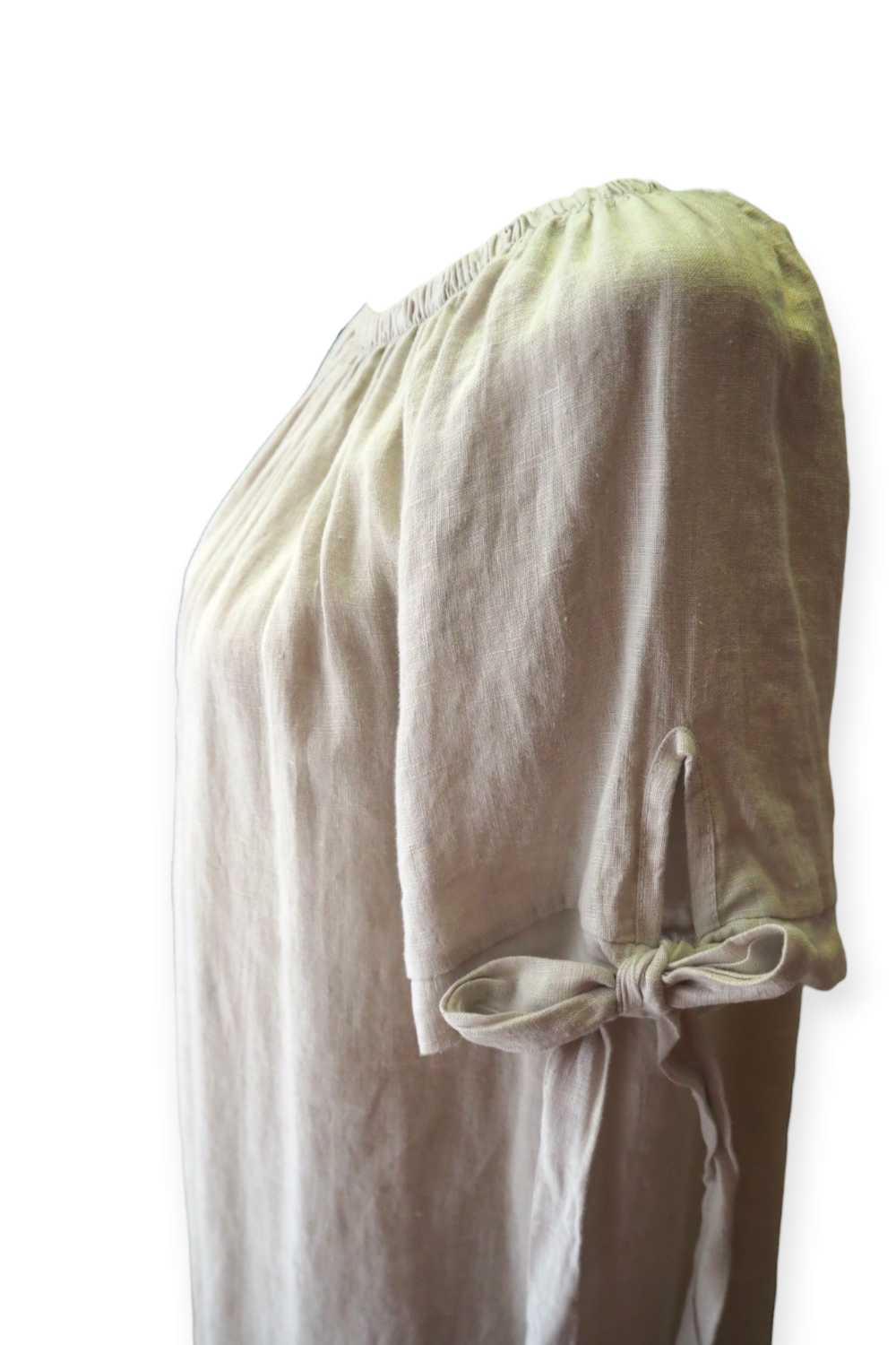 Beige pellavatunika ruseteilla