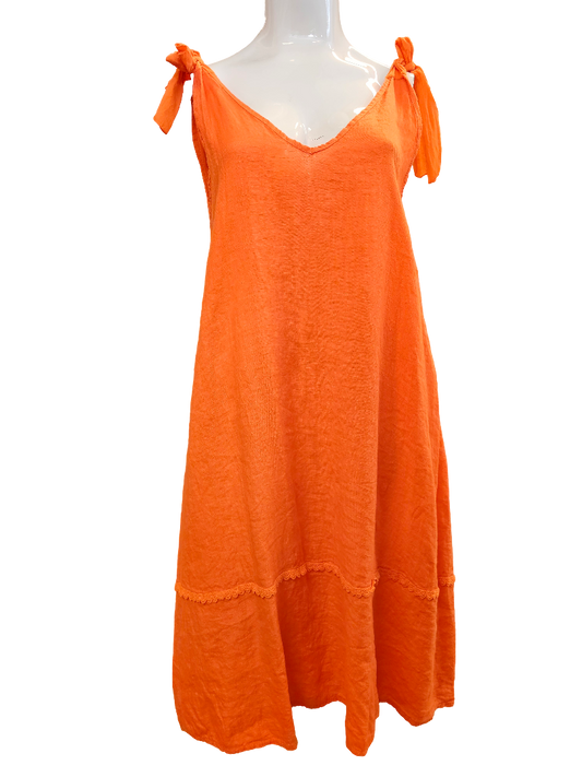 Pellavamekko epäsymmetrisellä helmalla