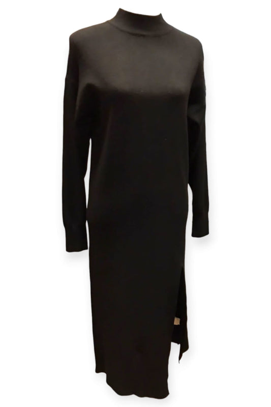 Pitkä Neulemekko halkiolla musta