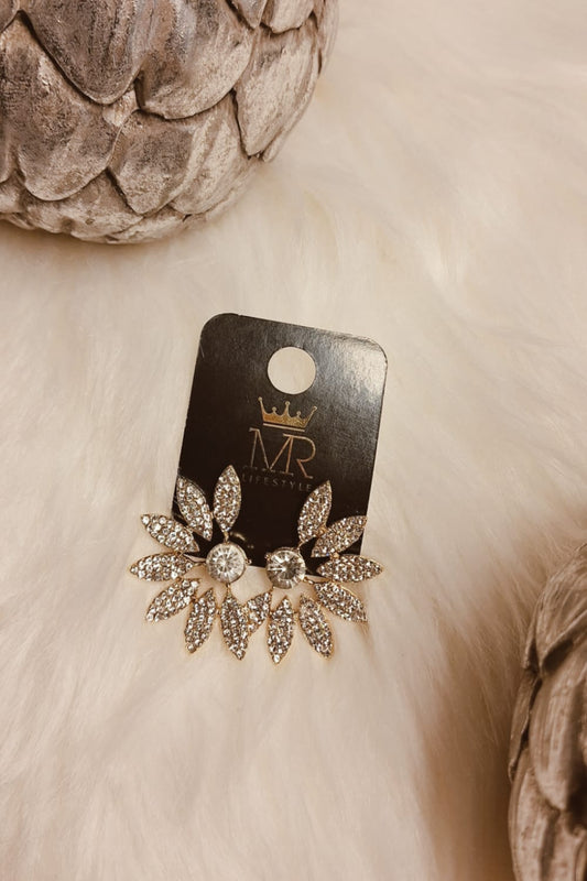 Kultapohjaiset kukkakorvakorut