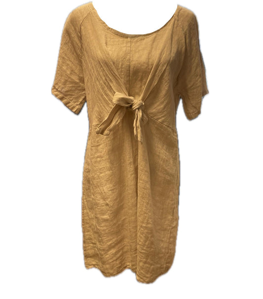 Beige pellavatunika solmimisnauhoilla