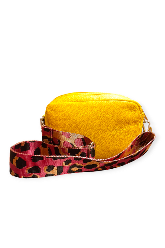 Nahkainen crossbody -laukku keltainen