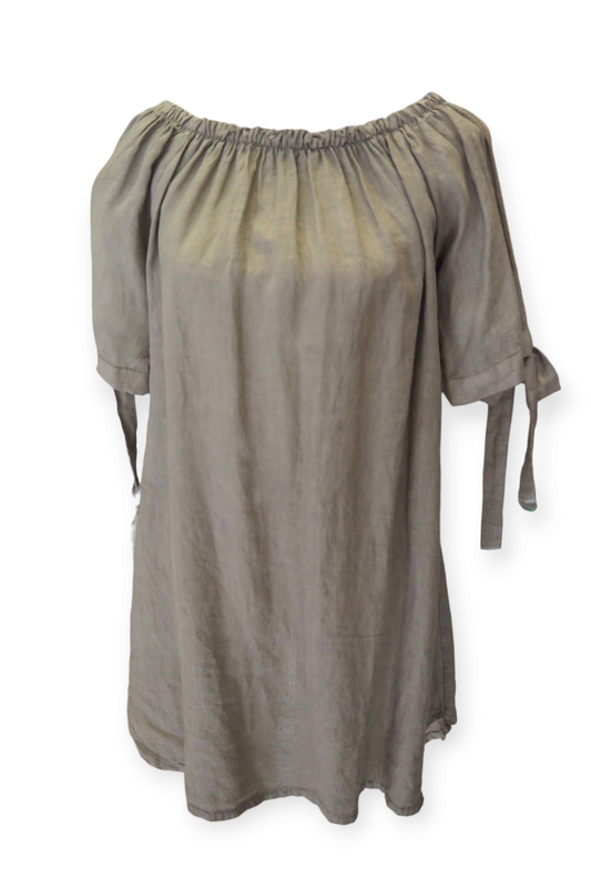 Tummabeige pellavatunika ruseteilla