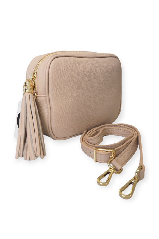 Nahkainen crossbody -laukku vaalearoosa